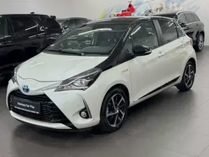 Toyota Yaris Hybrid Style Selection NAVI/KAMERA/SHZ/TOP