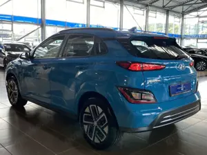 Hyundai KONA dig.Cockpit R.Cam Spurassist DAB+ Klimaauto Bild 4