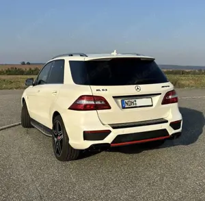 Mercedes-Benz ML 63 AMG sehr gepflegt, volle Historie Bild 3