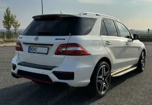 Mercedes-Benz ML 63 AMG sehr gepflegt, volle Historie Bild 2