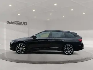 Skoda Octavia Combi 2.0 TDI Style GRA KAM LED AHK Bild 3