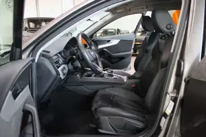 Audi A4 LIM. 40 TDI QUATTRO S LINE/AHK/BO/LED`S/18" Bild 4