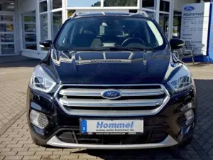 Ford Kuga Titanium 4x4 AUTOM. AHK+BI-XENON+NAVI+PP+CAM Bild 2