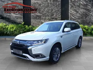 Mitsubishi Outlander PHEV PLUS mit  Fahrassistenz-Pak.