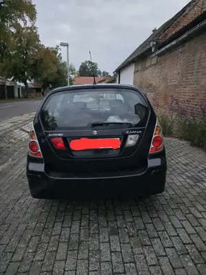 Suzuki Liana Kombi 1.6 Bild 2