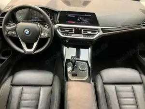 BMW 320 Bild 3