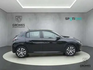 Peugeot 208 e- Active Pack 136 LED PDC Musikstreaming DAB Spur Bild 2