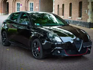 Alfa Romeo Giulietta 1.8 TBi 16V TCT Veloce Bild 2