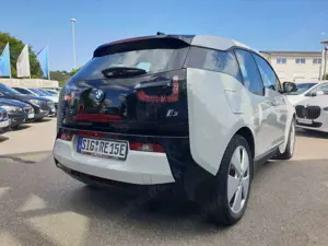 BMW i3 94 Ah Wärmepumpe Schnell-Laden Navi Prof Parkassi Bild 5