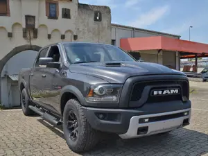 Dodge RAM 5,7 V8 Hemi 4x4 Crew-Cab *LPG-Prins AHK* Bild 4