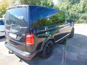 Volkswagen T6 Multivan Multivan 70 Jahre Bulli 4Motion/Leder/Automatik Bild 4