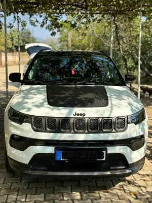 Jeep Compass Limited Plug-In Hybrid 4WD
