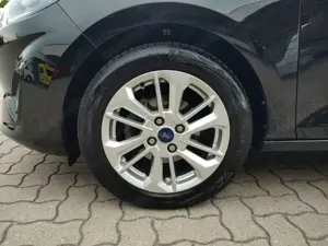 Ford Fiesta Titanium 1.0 EcoBoost M-Hybrid Digitales Cockpit L Bild 3