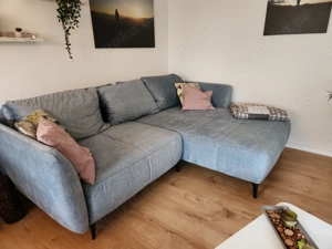 Sofa beidseitig montierbar