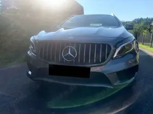 Mercedes-Benz GLA 220 CDI 4Matic 7G-DCT