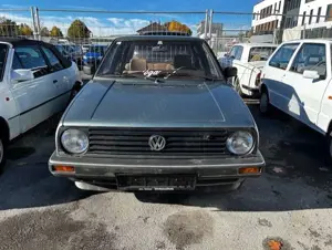 Volkswagen Golf Automatik CL Bild 2