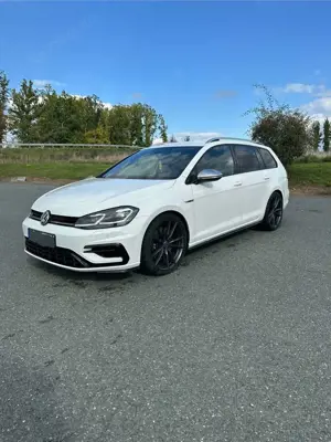 Volkswagen Golf R VW Golf 7 R Variant
