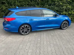 Ford Focus Turnier ST-Line Klima Navi TüV neu! Bild 5