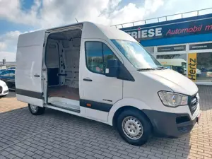 Hyundai H 350 Kasten L2H2 Eco M+S Bild 2