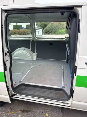 Volkswagen T5 Shuttle Shuttle Kurz DPF Bild 3