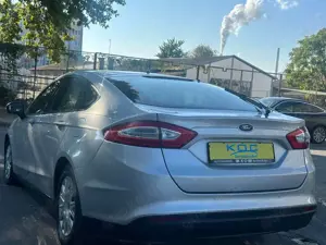 Ford Mondeo Lim. 2,0 TDCI / 1. Hand Bild 4