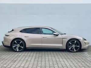 Porsche Taycan Sport Turismo Plus Approved/Pano/Bose/Air/Sitzbelü Bild 5