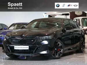 BMW i5 M60 xDrive Pano. AHK DrivAssProf Komfor.Sitz Adp.L