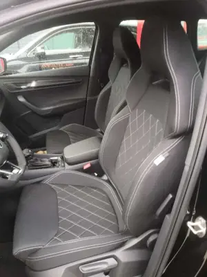 Skoda Karoq Karoq 1.5 TSI ACT DSG Sportline Bild 2