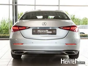 Mercedes-Benz C 180 +AVANTGARDE+DIGITAL+360°KAMERA+AHK+MBUX+SHZ Bild 4