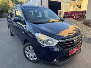 Dacia Lodgy Laureate/Klima/Isofix/USB/Zahnriemen  TÜV Neu