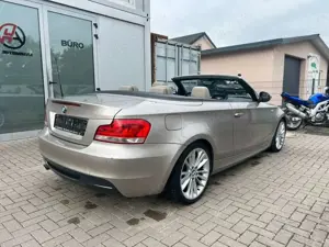 BMW 118 Baureihe 1 Cabrio 118d Bild 3