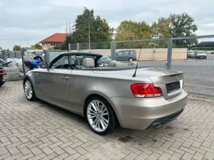 BMW 118 Baureihe 1 Cabrio 118d Bild 5