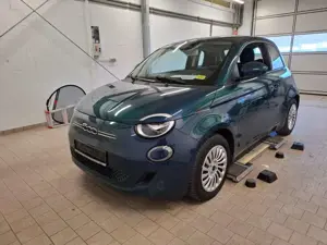 Fiat 500e 3+1-320km Reichweite-Allwetter  Navi-Klima