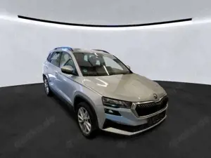 Skoda Karoq Style 4x4 2.0TDI DSG LED Navi SHZ ACC Bild 3