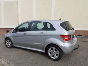 Mercedes-Benz B 180 B-CLASS Sports Tourer