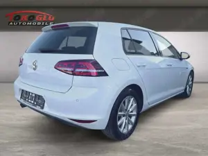 Volkswagen Golf VII Lounge BMT 1.6 TDI  Mehrzonenklima SHZ Fernlic Bild 2