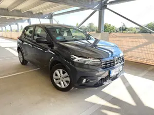 Dacia Sandero 1.HAND GARANTIE*NAVI*APPLE*ANDROID*LED*SHZ*PDC*BT