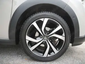 Citroen C3 PureTech 110 SS Shine Pack SHZ NAVI LED Bild 5