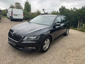 Skoda Superb Combi Ambition 2,0 TDI,Bi-Xenon,PTS,SHZ,