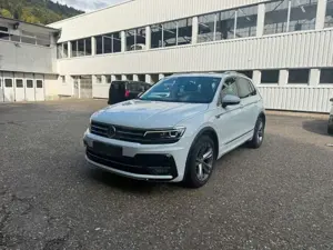 Volkswagen Tiguan R Line 4Motion Massage Pano