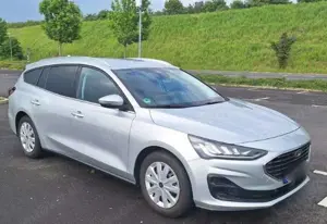 Ford Focus Turnier EcoBoost Hybrid 155PS  TITANIUM X Garantie