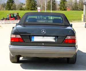 Mercedes-Benz E 220 E 220 SPORTLINE Bild 5