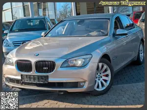 BMW 750 i RFK. Sitzh. Leder. Klimaaut. HECKROLLO