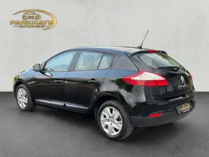 Renault Megane 1.6 Lim. *TÜV NEU *4/5Trg *Allwetter *97tkm Bild 3