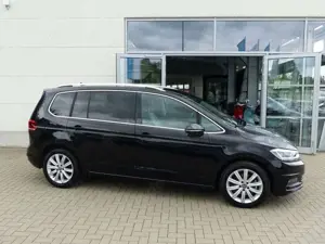 Volkswagen Touran 2.0 TDI DSG Highline *AHK*LED*PDC* Bild 2