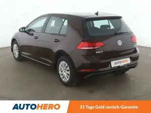Volkswagen Golf 1.0 TSI Trendline BM Aut.*AHK*TEMPO*KLIMA*GARANTIE Bild 4
