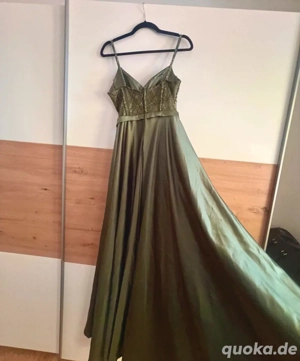 Abendkleid Pistazien grün 