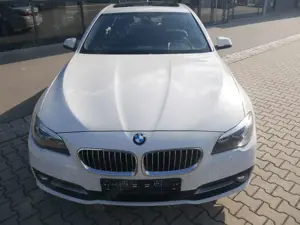 BMW 530 530 d xDrive NAVI Prof. Glasschiebedach Leder DDC Bild 4