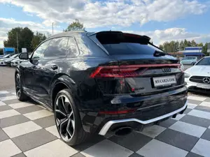 Audi RS Q8 4.0 TFSI quattro + Keramik+BO+HUD+23"+AHK Bild 5