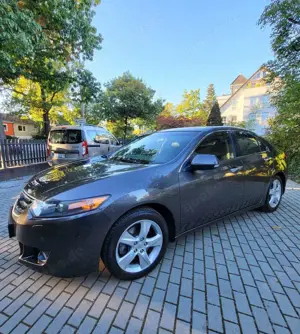 Honda Accord 2.4 Automatik Executive Bild 4